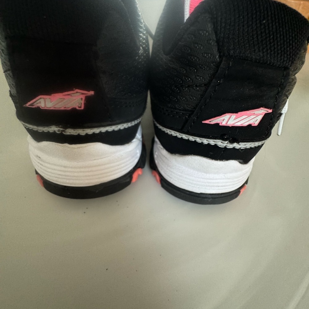 Avis Black and Pink Women's Athletic Shoes US 7.5 - Picture 9 of 10